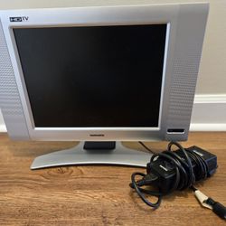 Magnavox 15" 720p HDTV Monitor TV 15MF605T/17