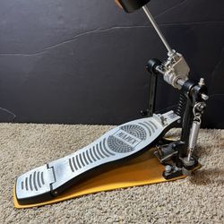 MAPEX Single Drum Kick Pedal  Excellent Condition 