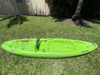 Pelican Boost 100 - Recreational Sit On-Top & One Person Kayak - 10ft - Lime