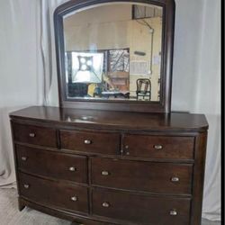 Bedroom set