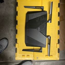 Asus 3100 Dualband Giga Router