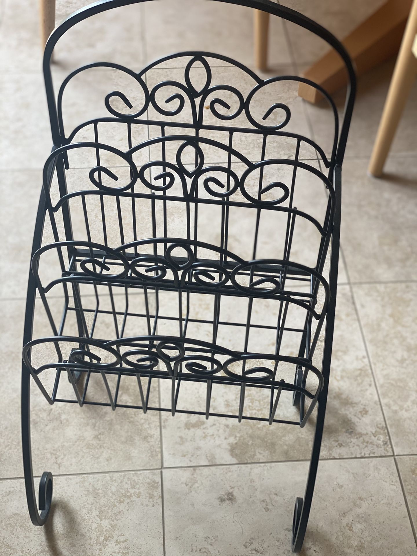 Cute 3 Tier iron magazine rack