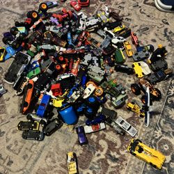 300+ Matchbox Cars