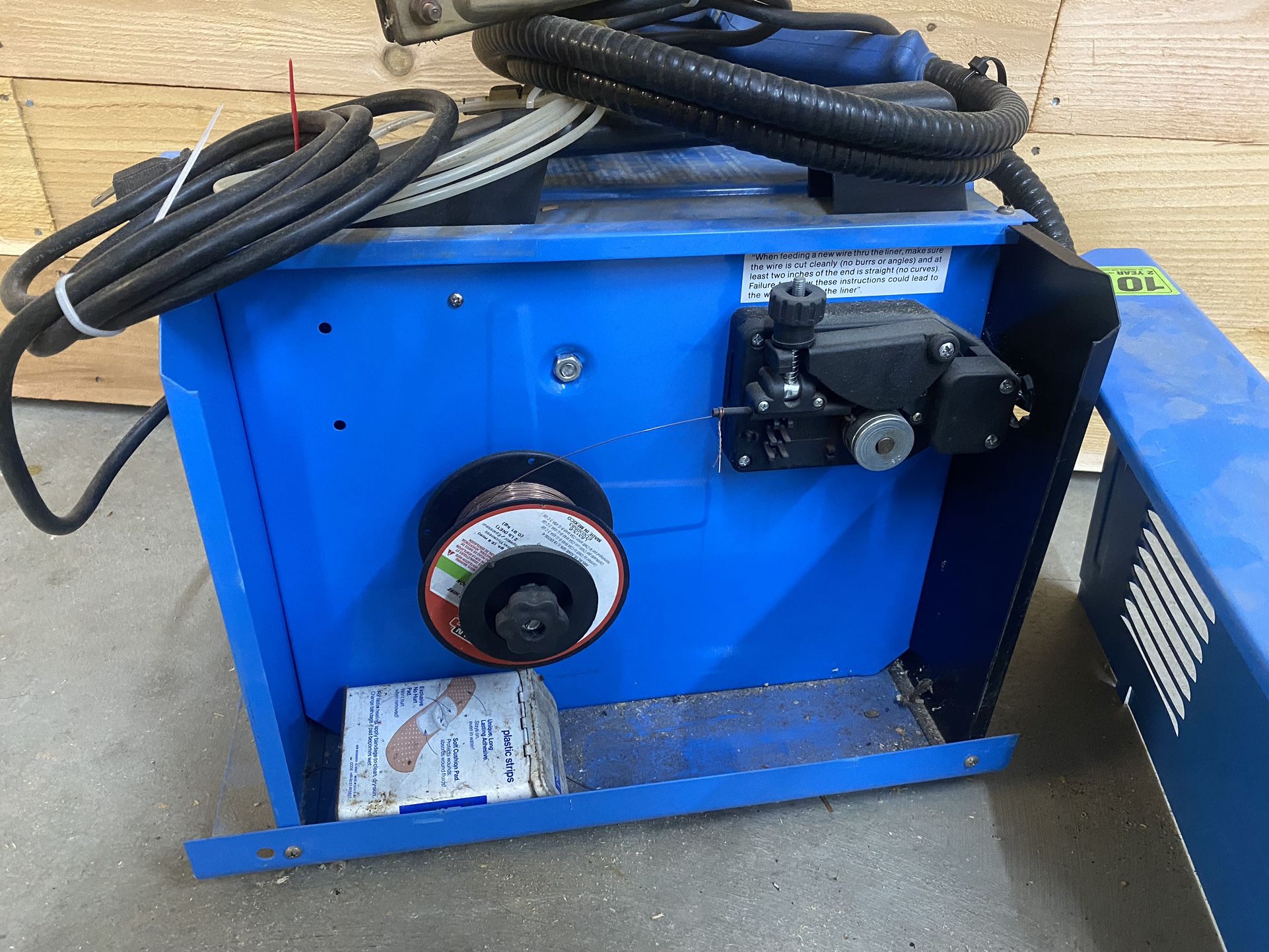 Clarke 100E Welder for Sale in Marysville, WA OfferUp