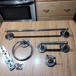Bedroom Accessory. Four Pieces ( 4)  Stainless Steel .Price Is Negotiable.