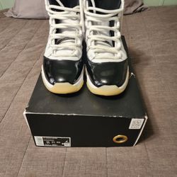 Jordan 11 Graditude