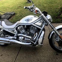 Motorcycle 
