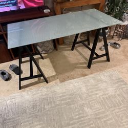 Sturdy Desk 