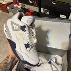 Air Jordan 4 Retro ‘Midnight Navy’