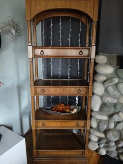 Display or bookshelf vintage