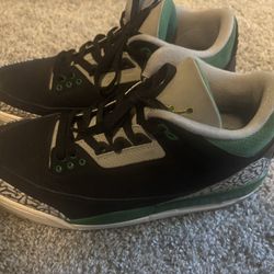Jordan 3 Retro Pine Green  Size 10.5 