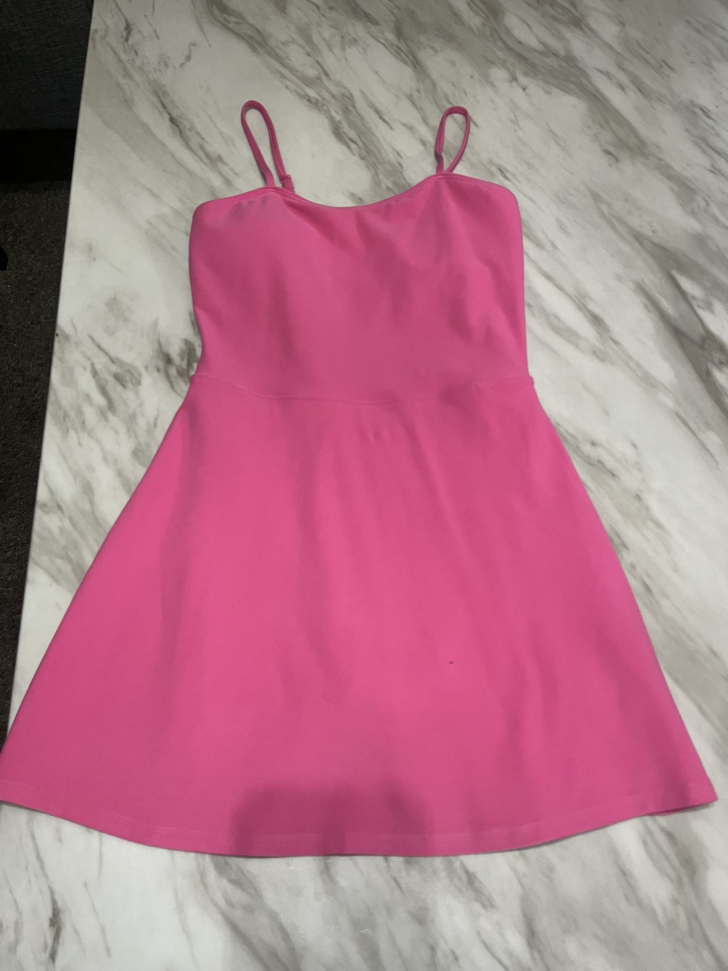 Alo Tennis Dress - www.tovelucka.dk Alo Tennis Dress - www.tovelucka.dk