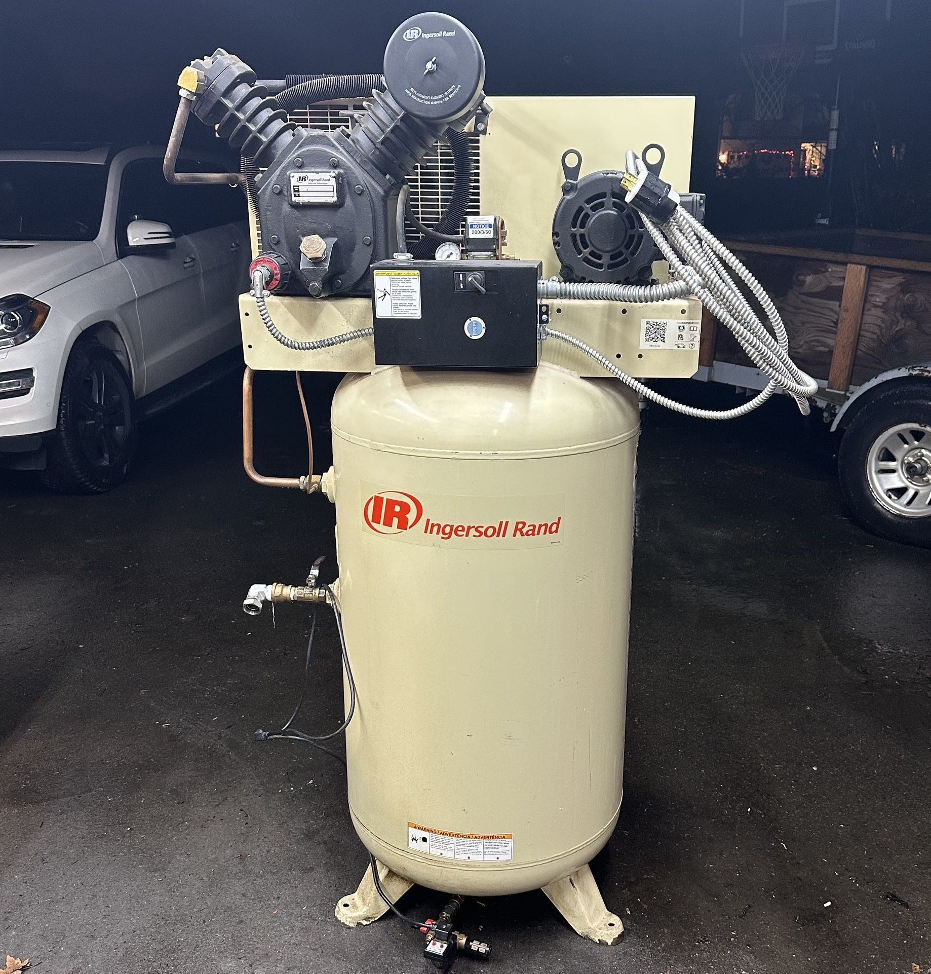 Ingersoll Rand 7.5hp compressor, 3 phase