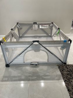 X-Large Foldable play pen good condition