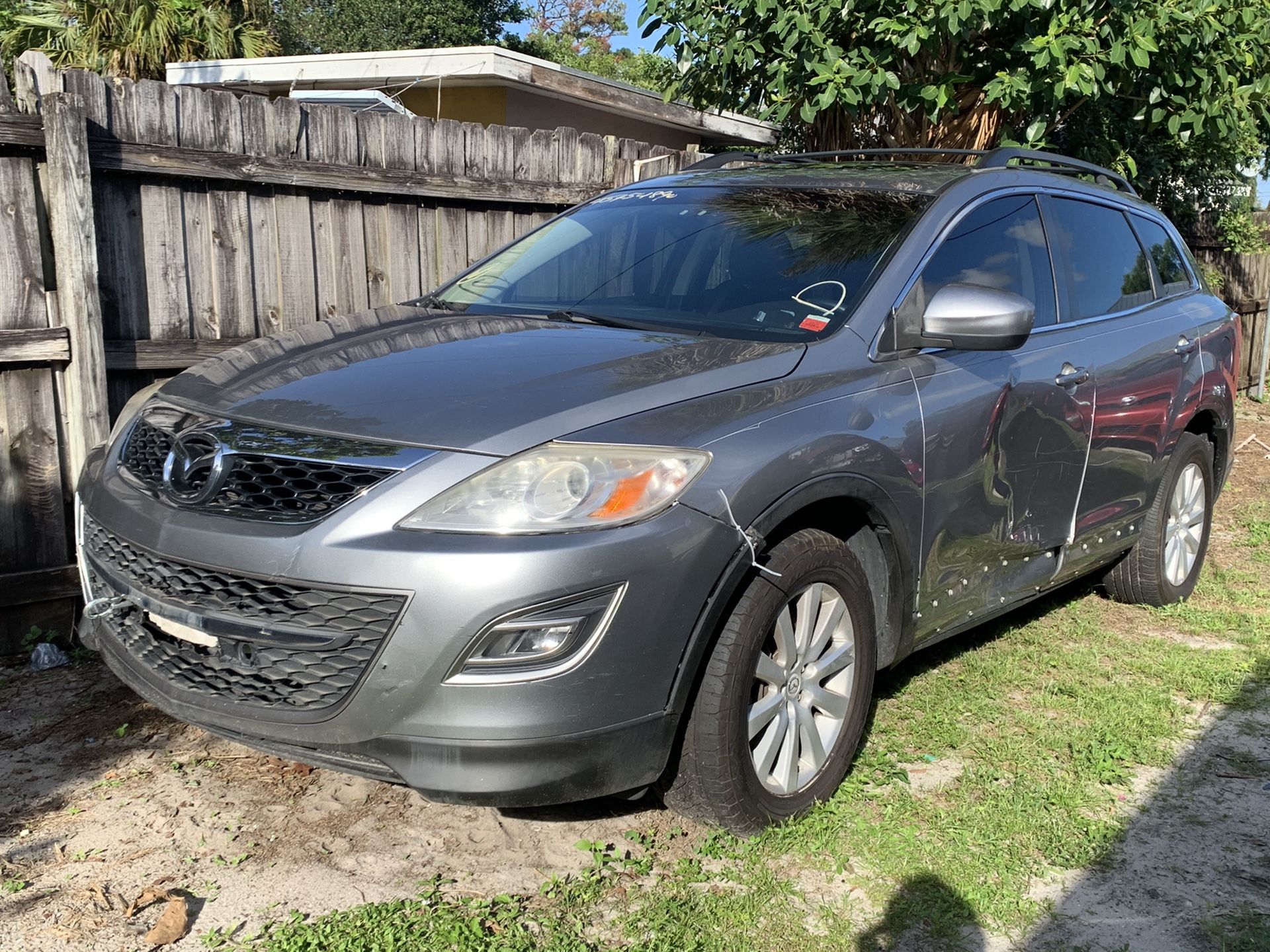 2010 Mazda CX-9. gran touring 2wd. For parts