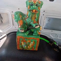 Chinese Green Glazed Foo Dog Guardian Lion Statue.