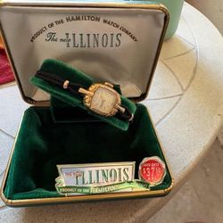 Illinois Women's Wristwatch. 10K Gold Filled. New old Stock.