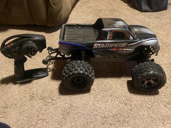 Traxxes 4 x 4 stampede VXL Brushless