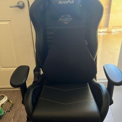 Autofull Black Gaming Chair
