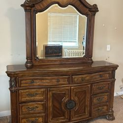 Quality Wood Classic Dresser
