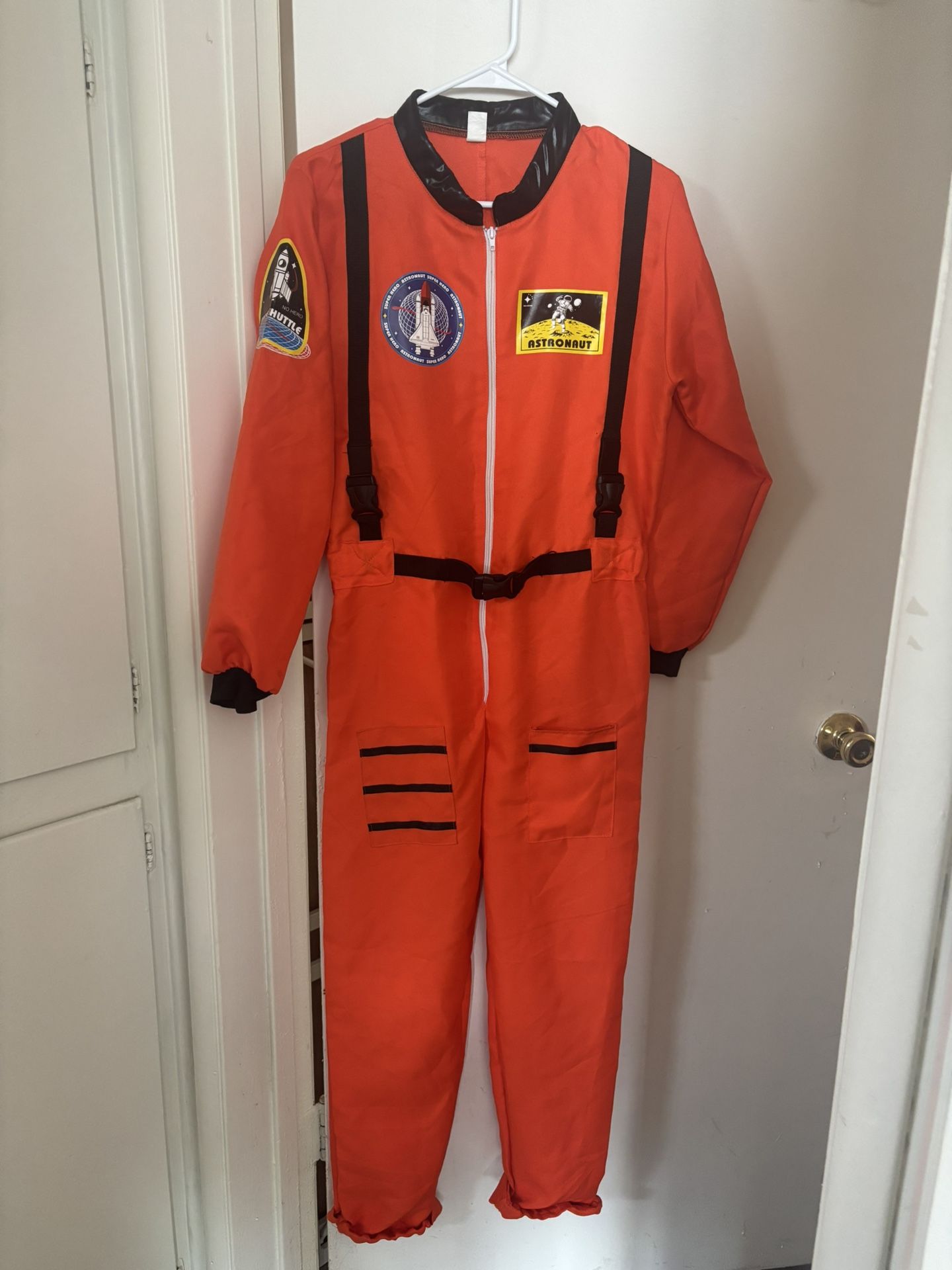 Halloween costume- Astronaut