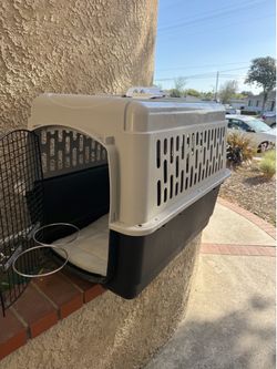 Like new pet carrier