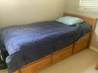 Oak bedroom furniture