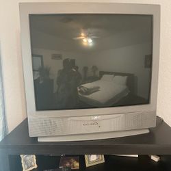 GREAT CONDITION 30' SANYO Television With A DVD Player TO GO With It!