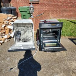 Oven And Dishwasher 