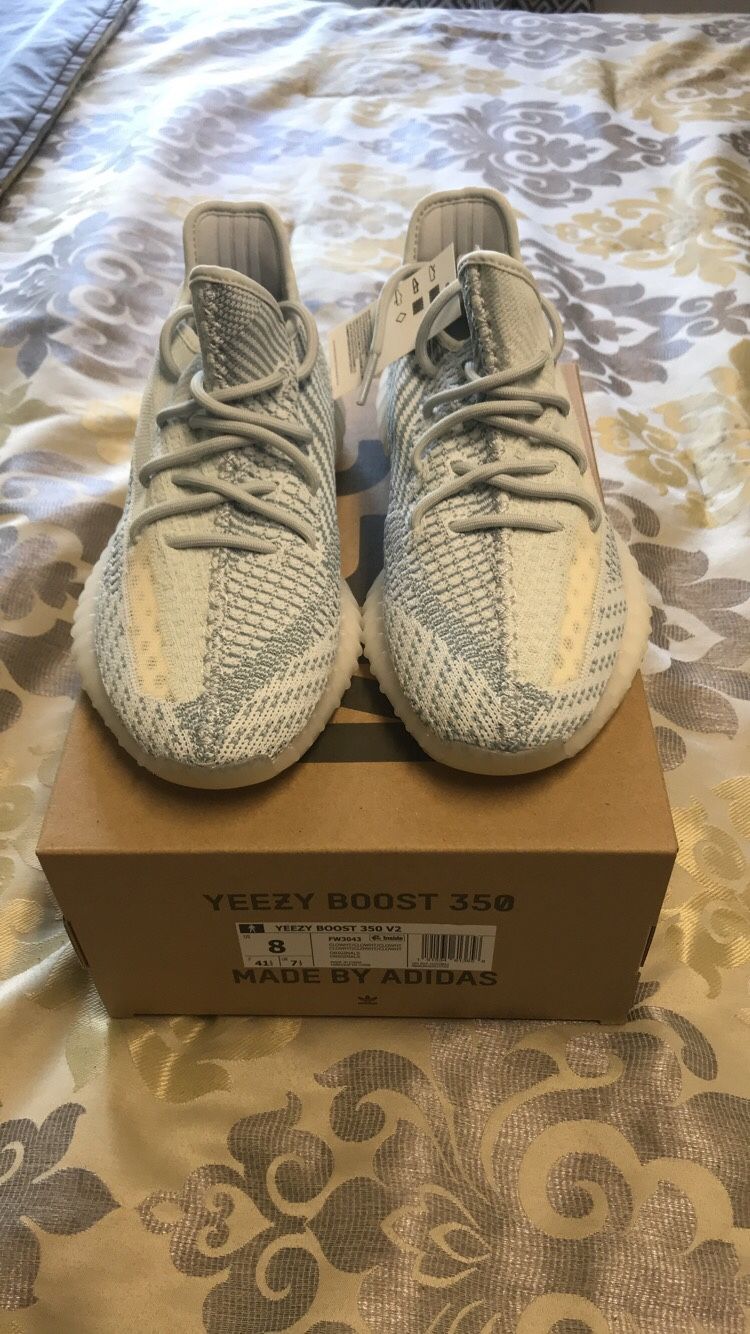 Yeezy Boost 350 V2 Cloud White Non Reflective Size 8