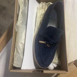 Dolce Vita Navy Suede Loafers – Size 6 – Brand New in Box
