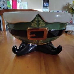 Pottery  barn buddy the elf Movie Green Gold. Bowl