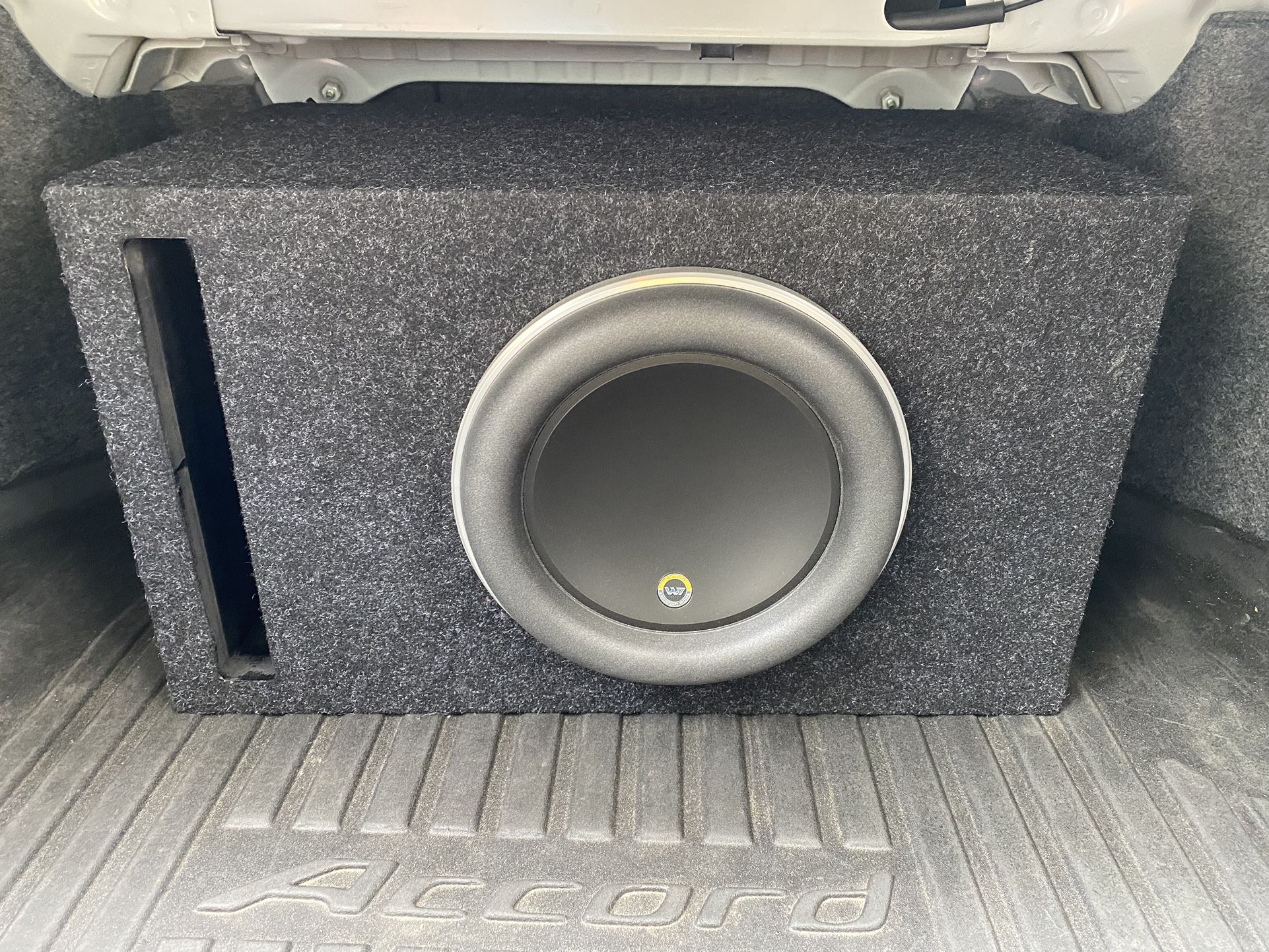 JL Audio 10” W7
