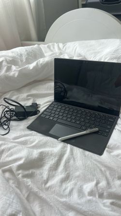 Microsoft Surface Pro 7 + 2-In-1, 12.3 inch Touch Screen, Intel Core i3, 8GB Ram, 128gb Ssd, Windows 11 Home
