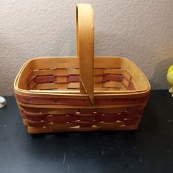 GORGEOUS Longaberger 6"x8" Wicker Basket
