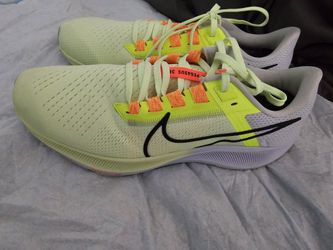 Nike Air Zoom Pegasus 38 Men's Running Shoe