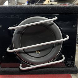 Sub Woofers. JL AUDIO 10W7 — JL AUDIO W6v2-D4