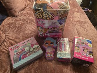 5 Piece LOL Bedding Set w/ Piggy Bank