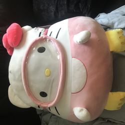 Limited addition scuba hello kitty squishmellow