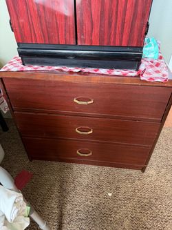 Vintage Mid-Century Style 3 Drawer Dresser