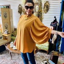 Gorgeous Vintage Top