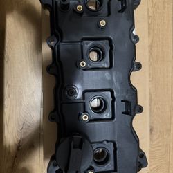 NISSSAN ALTIMA 07-13 VALVE ROCKER COVER NEW