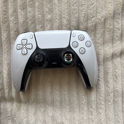 PlayStation 5 controller