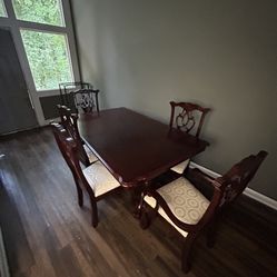 Dinning Table