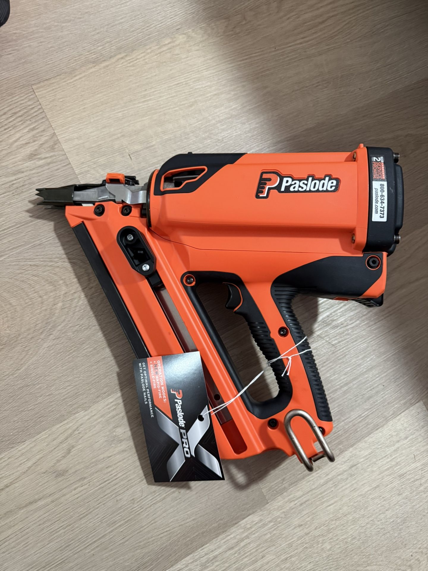 Framing Nail gun (Cordless Paslode)