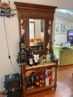 Bar Hutch