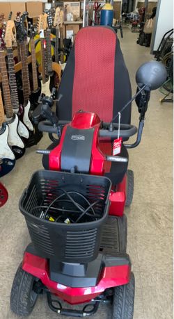 PRIDE VICTORY LXG SPORT MOTORIZED WHEELCHAIR