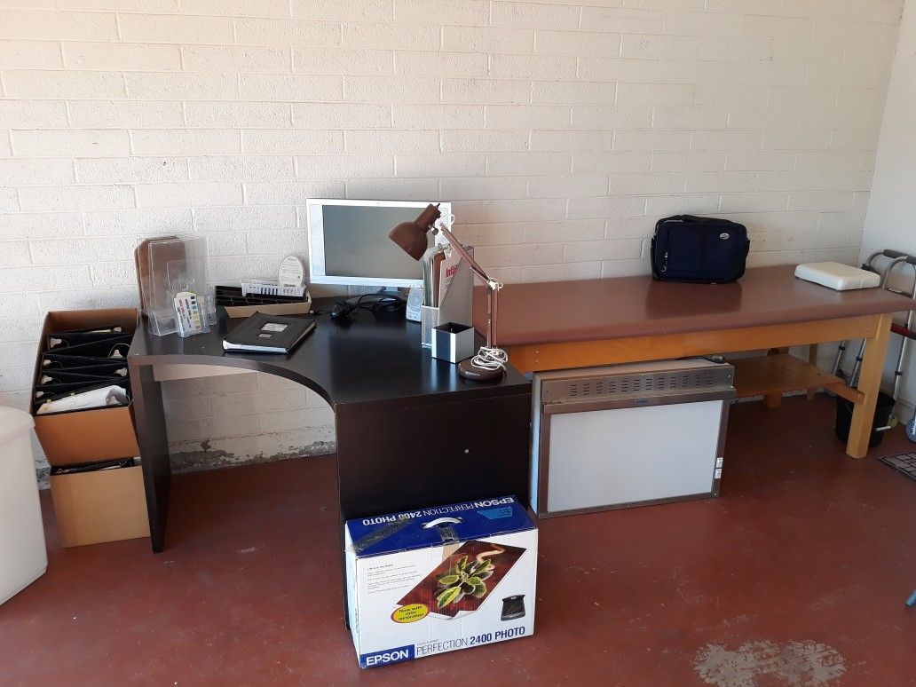 Office Furniture, Make An Offeron The Item Your Interested In. for Sale