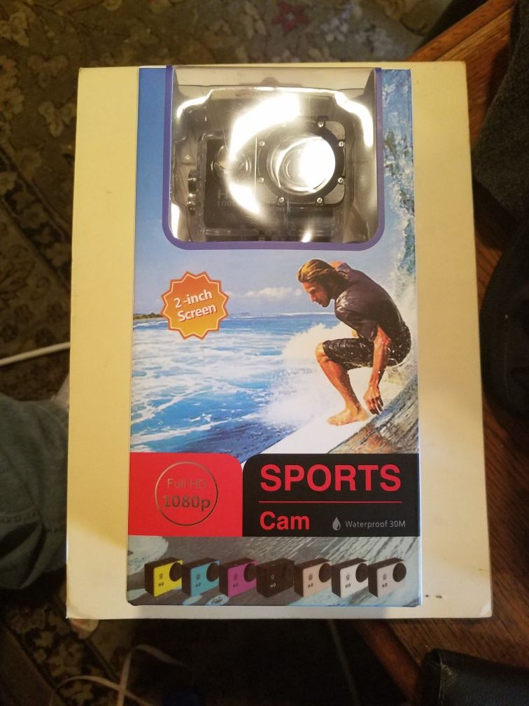 NEW SPORT CAM. LIKE"GOPRO" 2 INCH SCREEN. HIGH DEFINITION 1080 PIXELS,