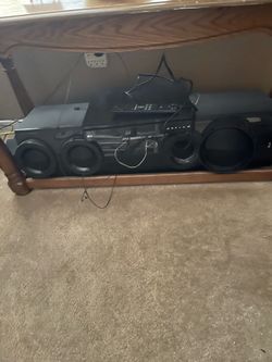 Tower speakers, movie theater sound